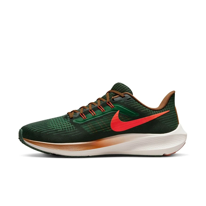 Men's Air Zoom Pegasus 39 A.I.R Hola Lou (300 - Gorge Green/Ale Brown/Team Orange) Nike Men's Air Zoom Pegasus 39 A.I.R Hola Lou (300 - Gorge Green/Ale Brown/Team Orange) -Shoe Serie Store 07C1F8E1 D1C0 4541 BB2D 9AAEF96D4AEB