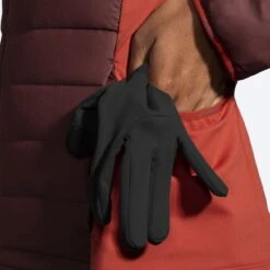 BROOKS Women's Shield Hybrid Jacket 2.0 (223 - Run Raisin/Copper) -Shoe Serie Store 221557 223 d1 shield hybrid jacket womens running jacket