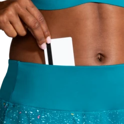 BROOKS Women's Chaser 7" Short (486 - Lagoon Speckle Print/Lagoon) -Shoe Serie Store 8E43F689 128E 4738 97D7 961BC698F6C9